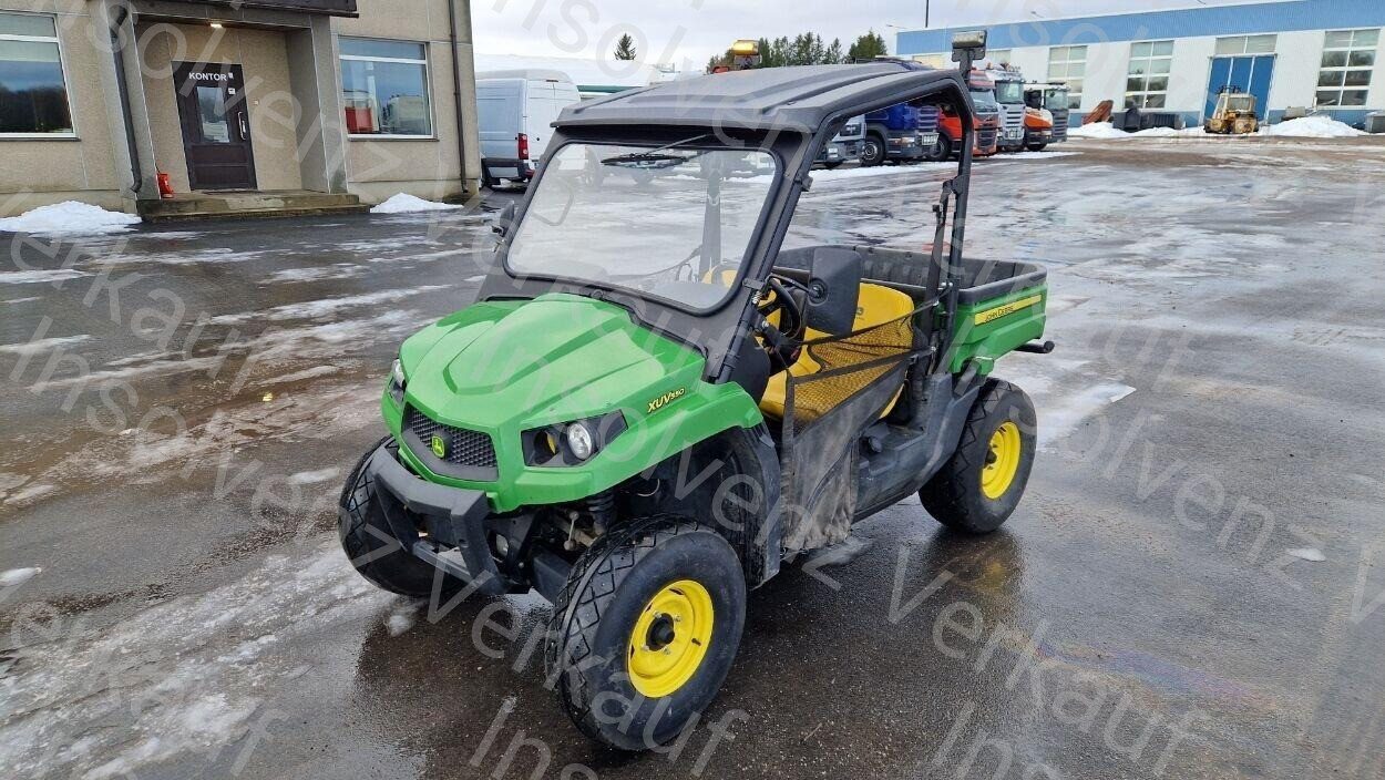 John Deere GATOR XUV 550